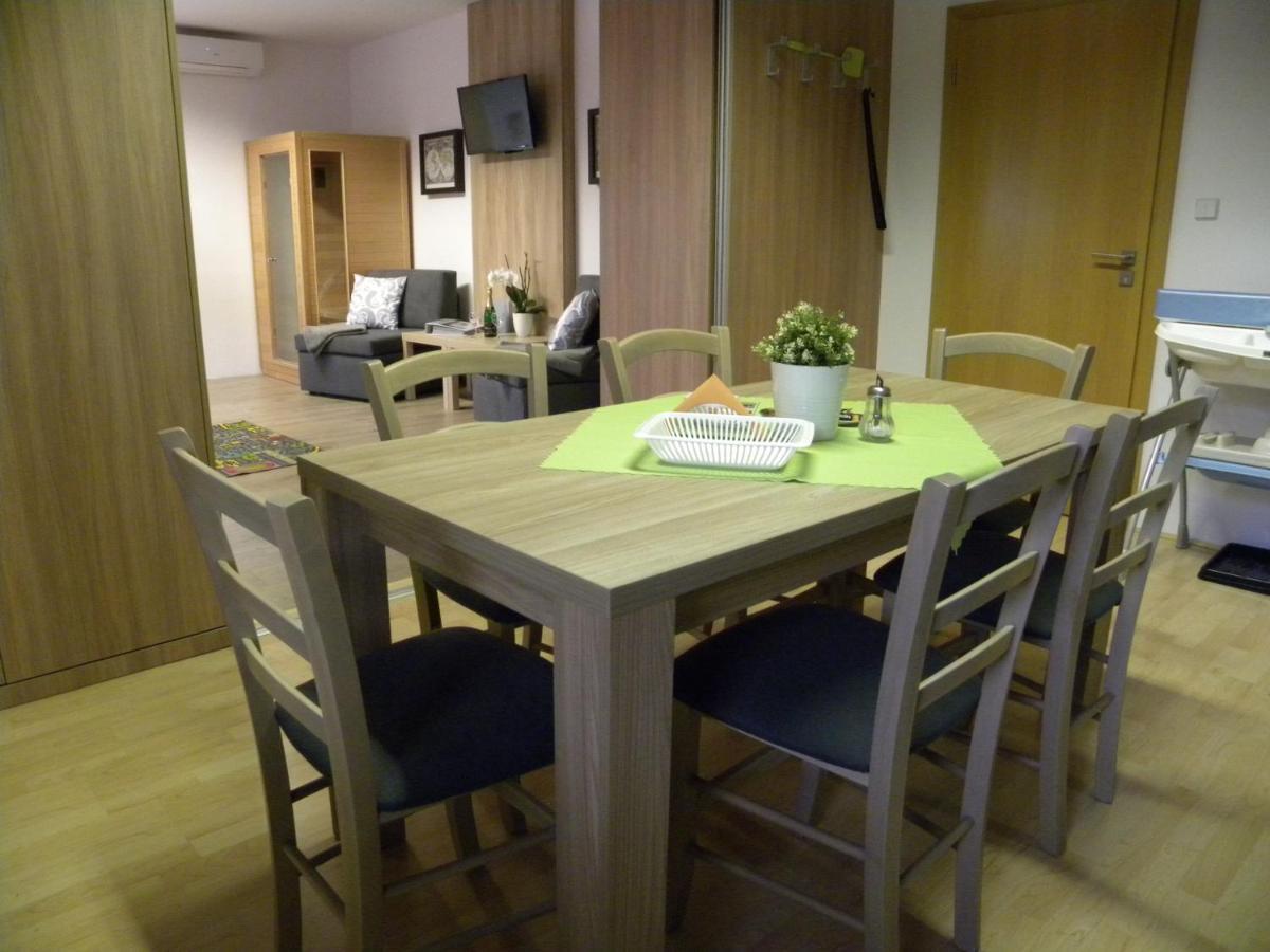 Apartment Wellness Vlckova Eksteriør bilde